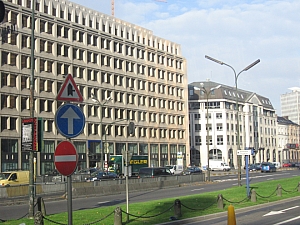 brussel__037_utazas_londonba_2007.11.06.JPG brussel__037_utazas_londonba_2007.11.06.JPG