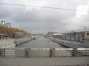 brussel__064_utazas_londonba_2007.11.06.JPG brussel__064_utazas_londonba_2007.11.06.JPG