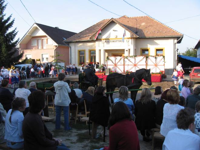 csomad_falunap_2007_06.JPG