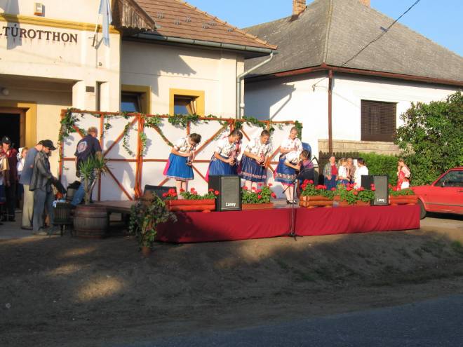 csomad_falunap_2007_27.JPG