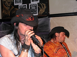 romeo_verzik_2008.11.06_the_hobgoblin__london__024.JPG romeo_verzik_2008.11.06_the_hobgoblin__london__024.JPG