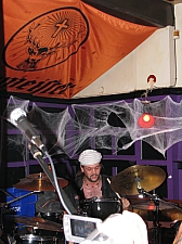 romeo_verzik_2008.11.06_the_hobgoblin__london__047.JPG romeo_verzik_2008.11.06_the_hobgoblin__london__047.JPG