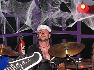 romeo_verzik_2008.11.06_the_hobgoblin__london__055.JPG romeo_verzik_2008.11.06_the_hobgoblin__london__055.JPG