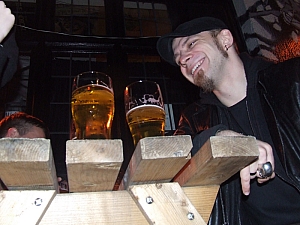 romeo_verzik_2008.11.06_the_hobgoblin__london__081.JPG romeo_verzik_2008.11.06_the_hobgoblin__london__081.JPG