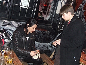 romeo_verzik_2008.11.06_the_hobgoblin__london__091.JPG romeo_verzik_2008.11.06_the_hobgoblin__london__091.JPG