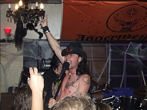 romeo_verzik_2008.11.06_the_hobgoblin__london__150.JPG romeo_verzik_2008.11.06_the_hobgoblin__london__150.JPG