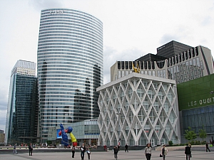 de_la_defense_005.jpg de_la_defense_005.jpg
