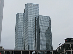 de_la_defense_014.jpg de_la_defense_014.jpg