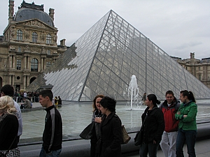 musee_du_louvre_009.jpg musee_du_louvre_009.jpg