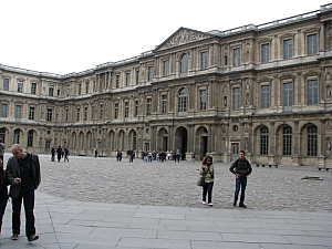 musee_du_louvre_030.jpg musee_du_louvre_030.jpg