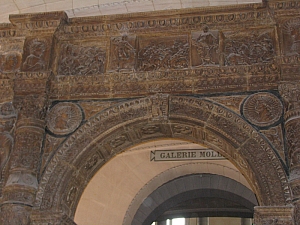 musee_du_louvre_094.jpg musee_du_louvre_094.jpg