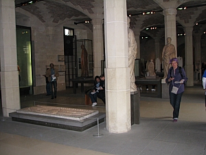 musee_du_louvre_104.jpg musee_du_louvre_104.jpg