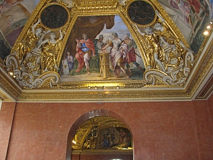 musee_du_louvre_135.jpg musee_du_louvre_135.jpg