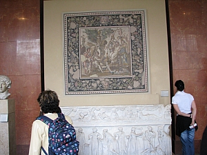 musee_du_louvre_136.jpg musee_du_louvre_136.jpg
