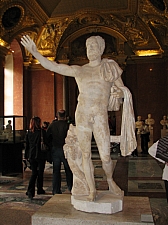 musee_du_louvre_141.jpg musee_du_louvre_141.jpg