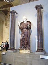 musee_du_louvre_152.jpg musee_du_louvre_152.jpg