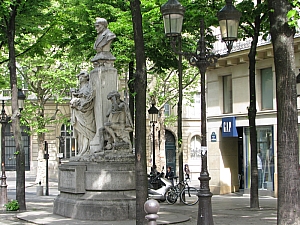 parizs_saint_michelle_045.jpg parizs_saint_michelle_045.jpg