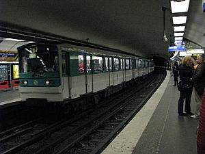 parizs_metro_020.jpg parizs_metro_020.jpg