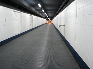 parizs_metro_025.jpg parizs_metro_025.jpg