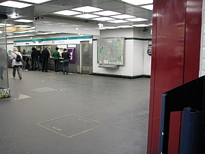 parizs_metro_027.jpg parizs_metro_027.jpg