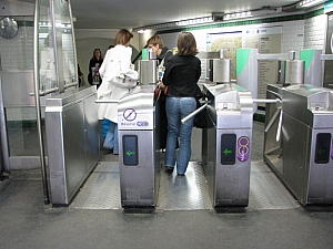 parizs_metro_037.jpg parizs_metro_037.jpg