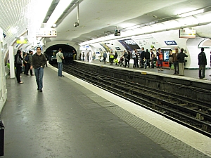 parizs_metro_040.jpg parizs_metro_040.jpg