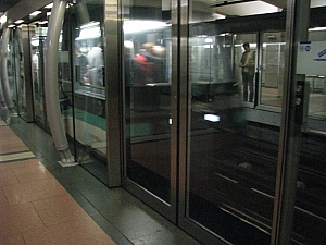 parizs_metro_053.jpg parizs_metro_053.jpg